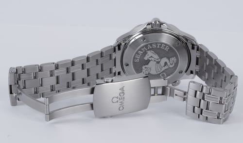 Open Clasp Shot of Seamaster Diver 300M