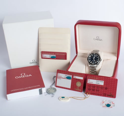 Box / Paper shot of Seamaster Planet Ocean