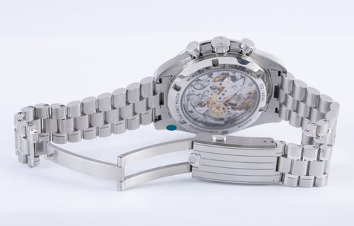 Open Clasp Shot of Speedmaster Moonwatch Professional Co-Axial Master Chronometer