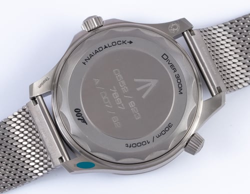 Caseback of Seamaster 007 Edition 'No Time to Die'
