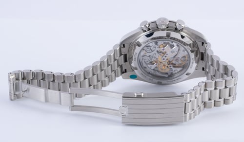 Open Clasp Shot of Speedmaster Moonwatch Professional Co-Axial Master Chronometer