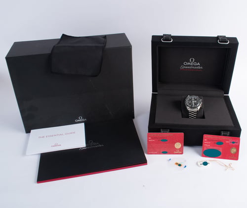 Box / Paper shot of Speedmaster Moonwatch Professional Co-Axial Master Chronometer