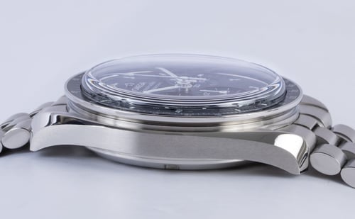 9' Side Shot of Speedmaster Moonwatch Professional Co-Axial Master Chronometer