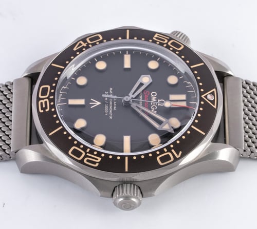 Crown Side Shot of Seamaster 007 Edition 'No Time to Die'