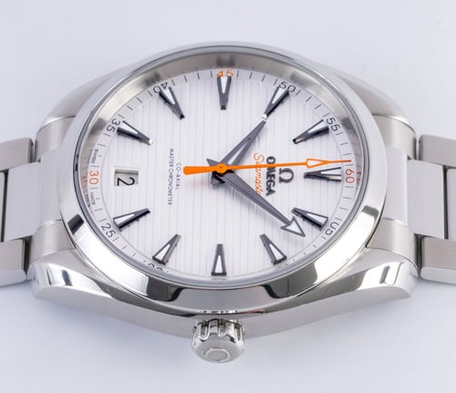 Crown Side Shot of Seamaster Aqua Terra Master 41MM
