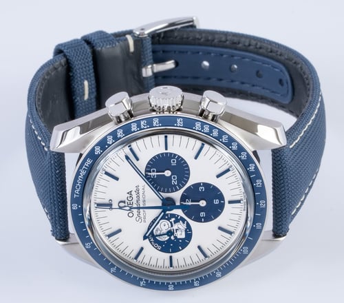 Front View of Speedmaster 'Silver Snoopy Award'