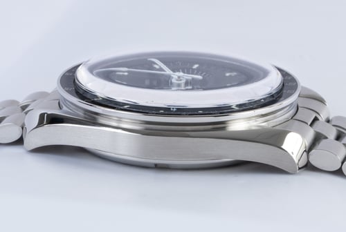 9' Side Shot of Speedmaster Moonwatch Professional Co-Axial Master Chronometer