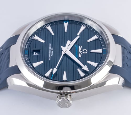 Crown Side Shot of Seamaster Aqua Terra 41