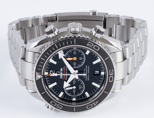 Front View of Seamaster Planet Ocean Chronograph
