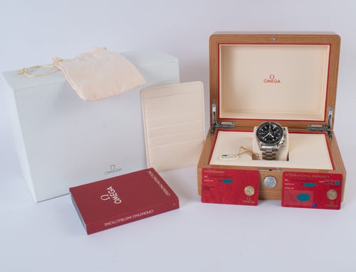 Box / Paper shot of Seamaster Planet Ocean Chronograph
