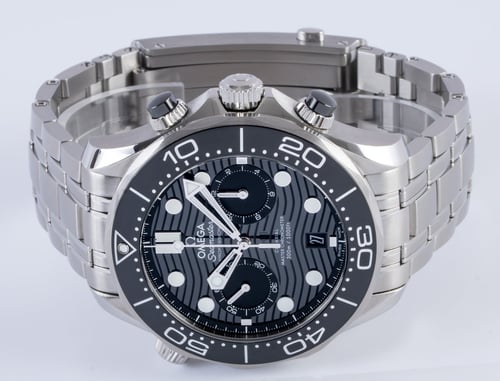 Front View of Seamaster Diver Chrono
