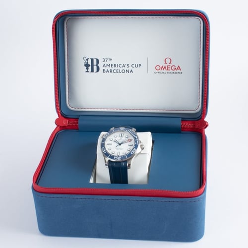 Paper shot of Seamaster Diver America's Cup 'Barcelona 2024'