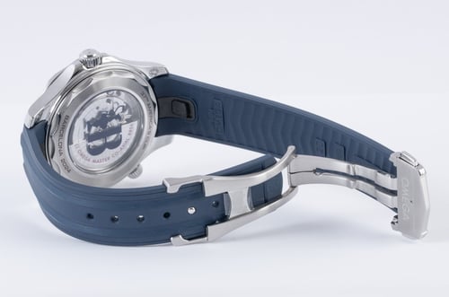 Open Clasp Shot of Seamaster Diver America's Cup 'Barcelona 2024'