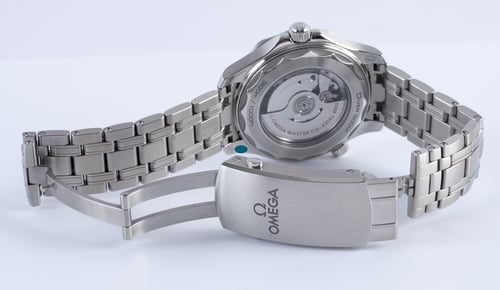 Open Clasp Shot of Seamaster Diver 300M