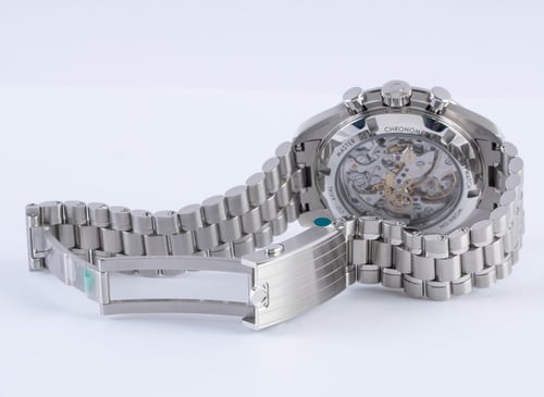 Open Clasp Shot of Speedmaster Moonwatch Professional Co-Axial Master Chronometer