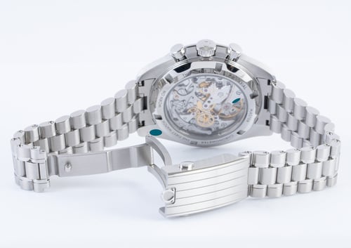 Open Clasp Shot of Speedmaster Moonwatch Professional Co-Axial Master Chronometer