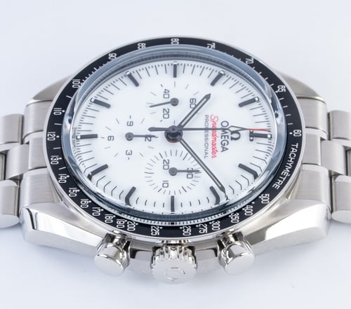 Crown Side Shot of Speedmaster Moonwatch Professional Co-Axial Master Chronometer