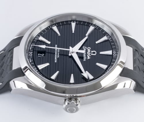 Crown Side Shot of Aqua Terra Seamaster 41