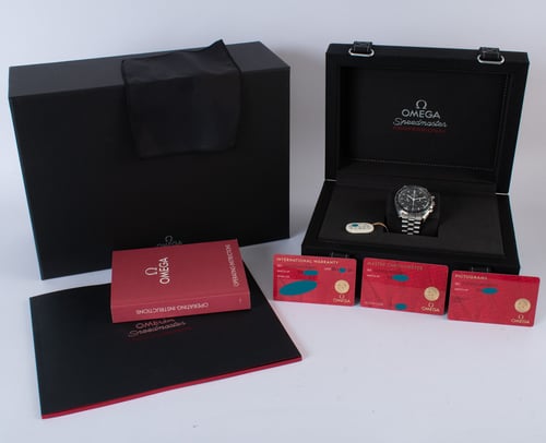 Box / Paper shot of Speedmaster Moonwatch Professional Co-Axial Master Chronometer