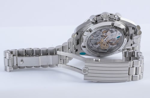 Open Clasp Shot of Speedmaster Moonwatch Professional Co-Axial Master Chronometer