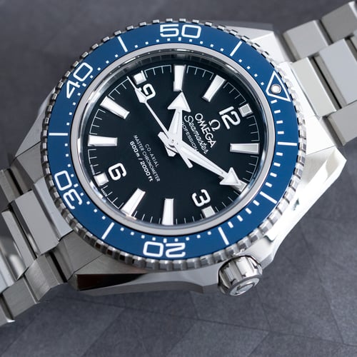 Stylied photo of  of Seamaster Planet Ocean 42m