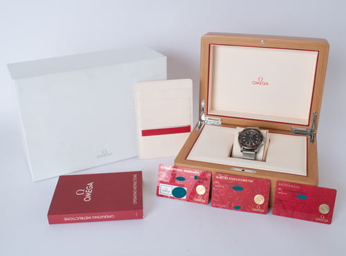 Box / Paper shot of Seamaster 007 Edition 'No Time to Die'
