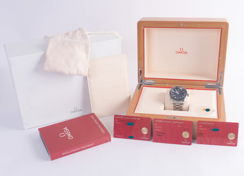 Box / Paper shot of Seamaster Planet Ocean Master 43.5MM