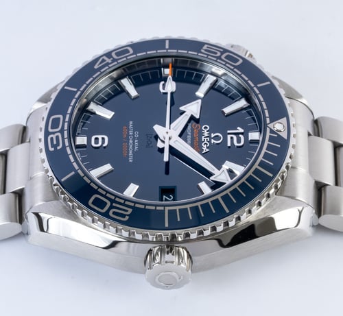 Crown Side Shot of Seamaster Planet Ocean Master 43.5MM