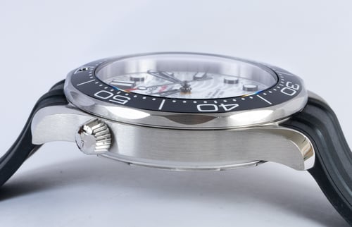 9' Side Shot of Seamaster Diver 300M