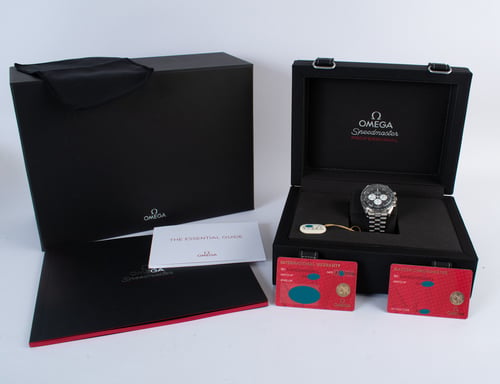 Box / Paper shot of Speedmaster Moonwatch Professional Co-Axial Master Chronometer