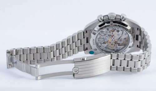 Open Clasp Shot of Speedmaster Moonwatch Professional Co-Axial Master Chronometer