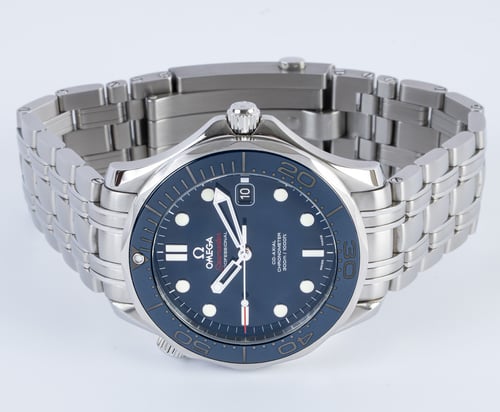 Front View of Seamaster Diver 300M