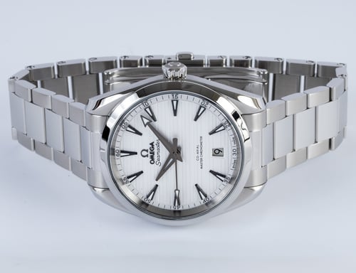 Front View of Seamaster Aqua Terra 38MM