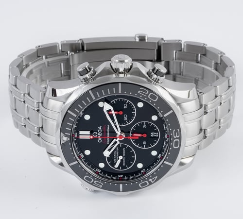 Front View of Seamaster Diver 300M Chronograph