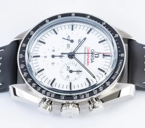 Crown Side Shot of Speedmaster Moonwatch Professional Co-Axial Master Chronometer