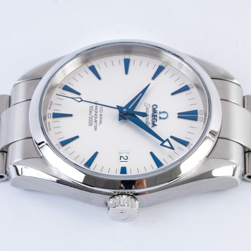 Crown Side Shot of Seamaster Aqua Terra Co-Axial