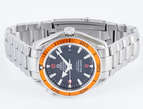 Front View of Seamaster Planet Ocean