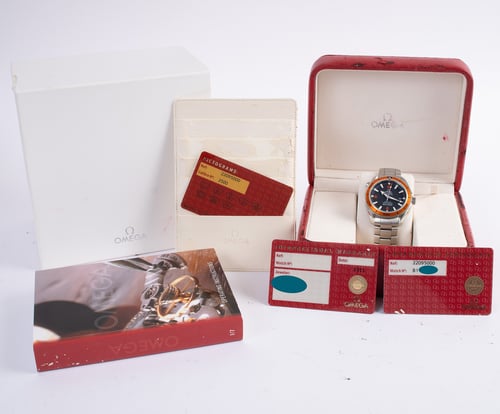 Box / Paper shot of Seamaster Planet Ocean