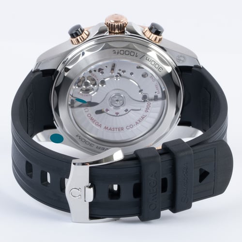 Rear / Band View of Seamaster Diver 300 Chronograph