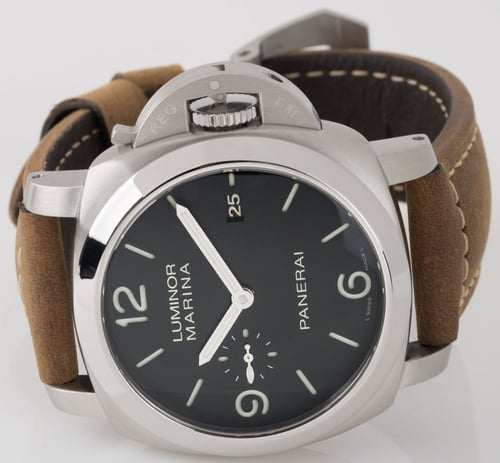 Front View of Luminor 1950 3 Days Automatic