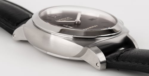 9' Side Shot of Luminor 1950 3 Days Automatic