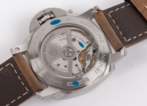 Caseback of Luminor 1950 3 Days GMT