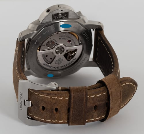 Rear / Band View of Luminor 1950 3 Days GMT