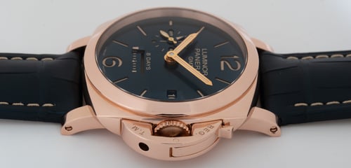 Crown Side Shot of Luminor 1950 GMT 8 Days 'Pijnenburg' Limited Edition