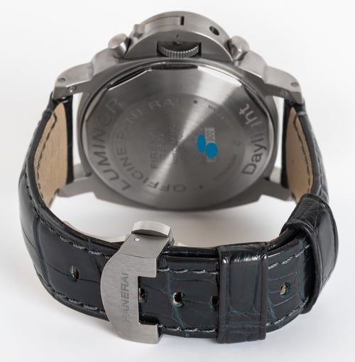 Rear / Band View of Luminor Chrono Daylight