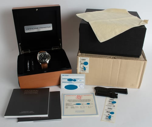 Box / Paper shot of Luminor 1950 Flyback Chronograph