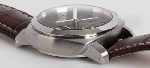 9' Side Shot of Luminor 1950 3 Days GMT