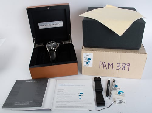 Box / Paper shot of Luminor Submersible 1950 Amagnetic 3 Days Automatic Titanio