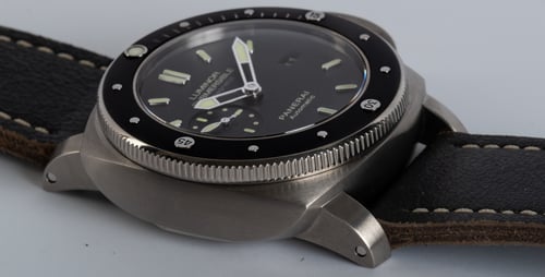 9' Side Shot of Luminor Submersible 1950 Amagnetic 3 Days Automatic Titanio