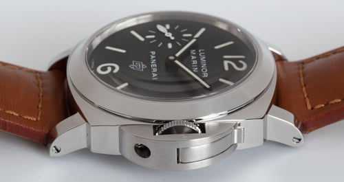 Crown Side Shot of Luminor Marina Logo